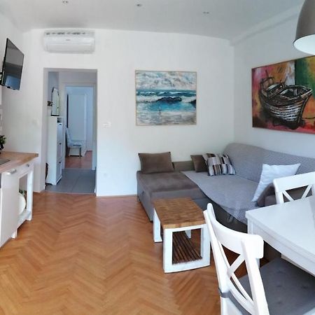 Dadule Apartments Podstrana Luaran gambar
