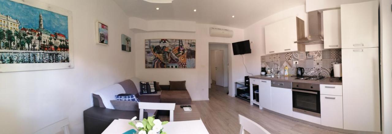 Dadule Apartments Podstrana Luaran gambar