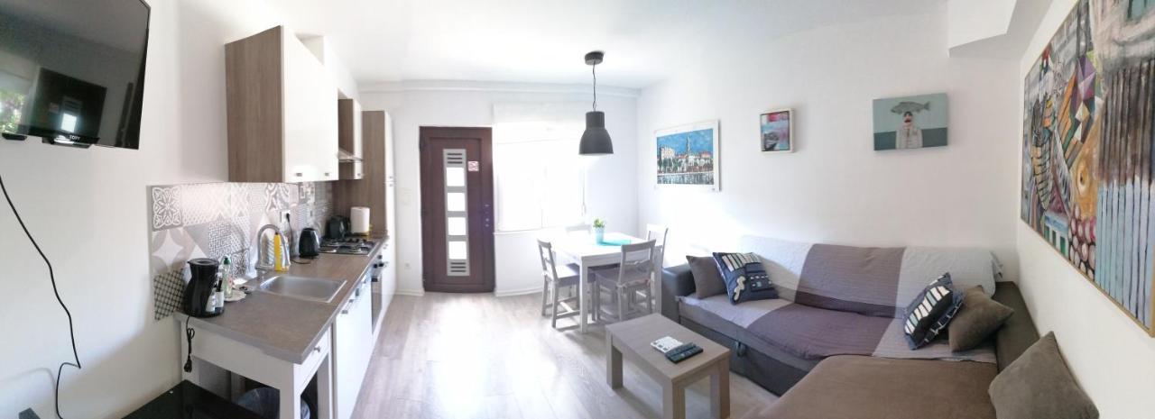 Dadule Apartments Podstrana Luaran gambar