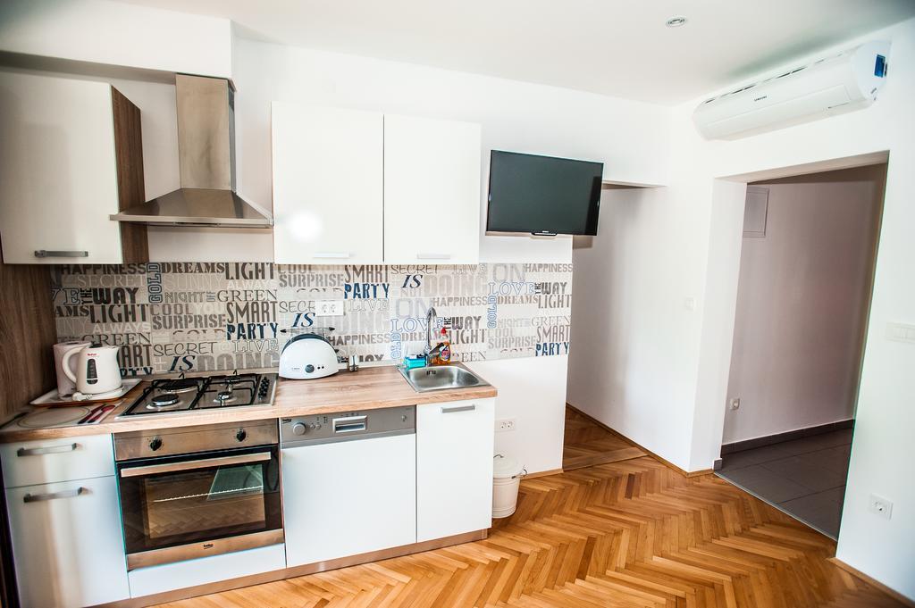 Dadule Apartments Podstrana Luaran gambar