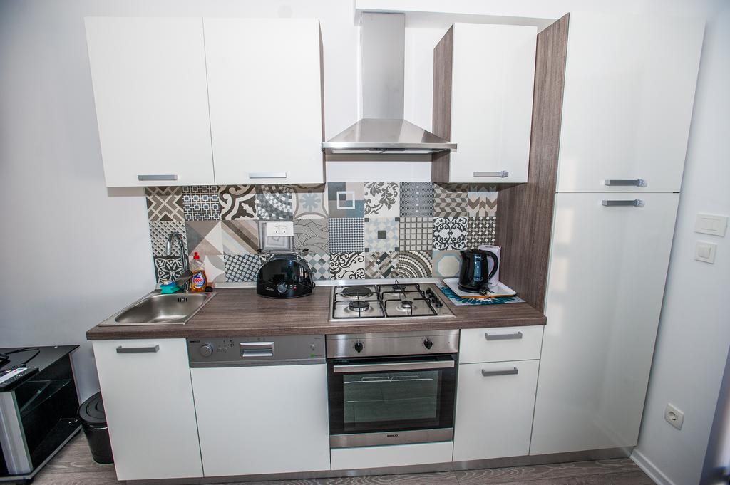 Dadule Apartments Podstrana Luaran gambar